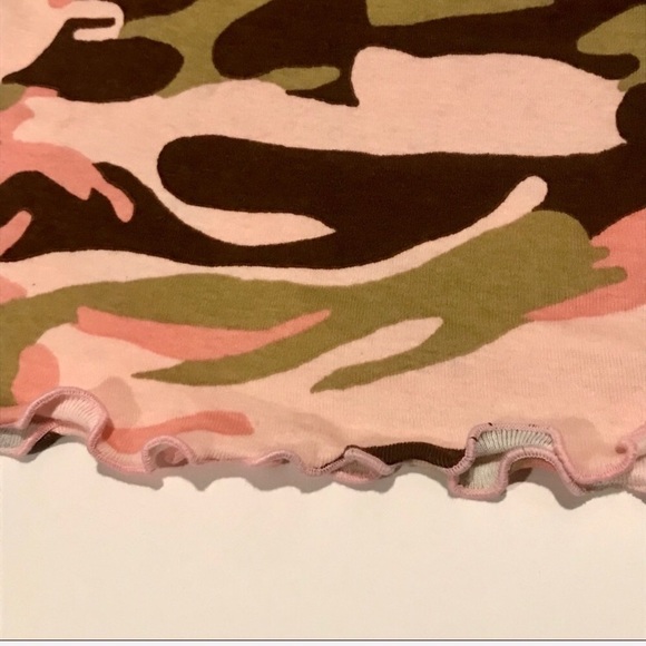 Camo print top - Picture 2 of 2